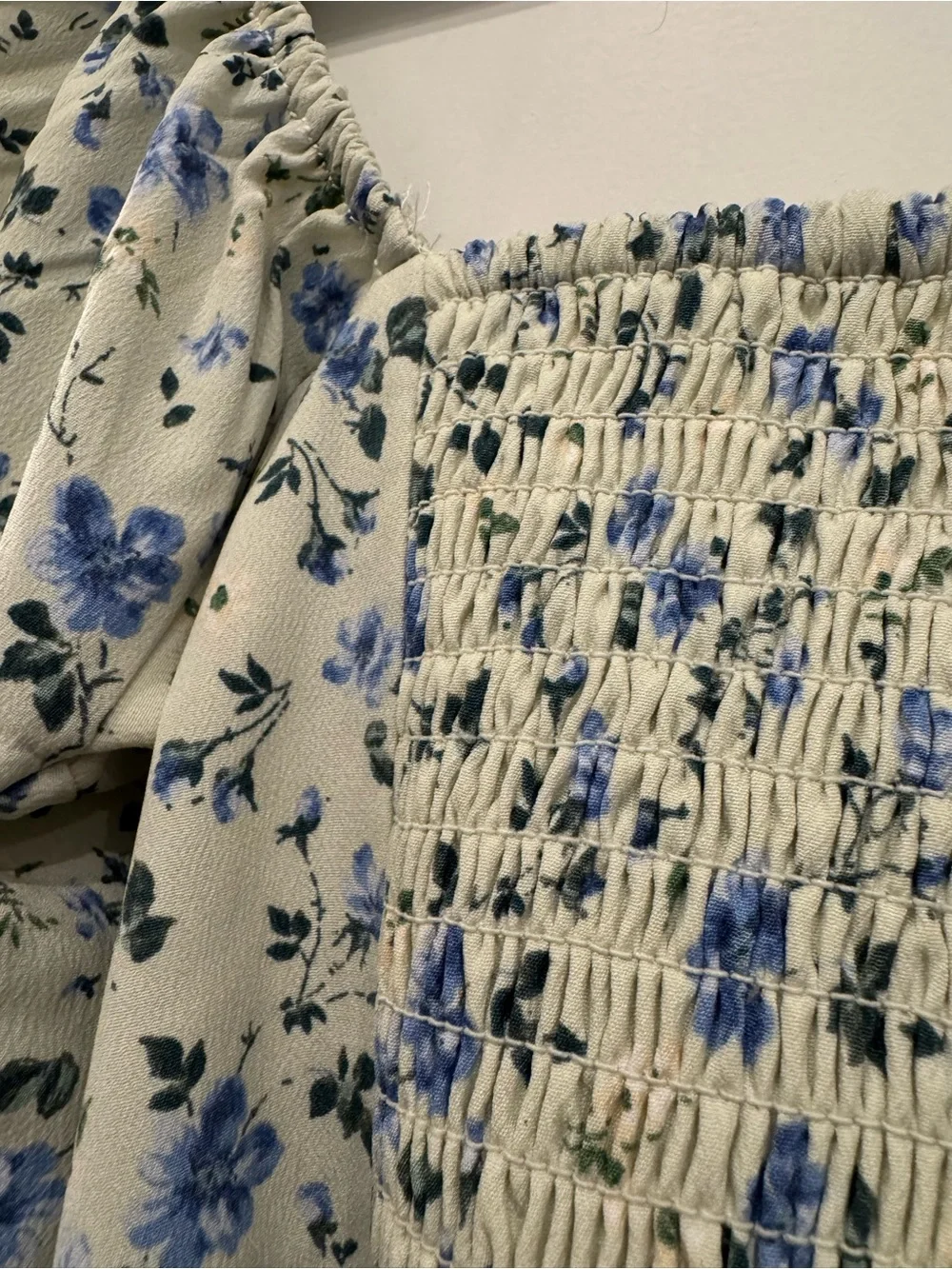 Abercrombie & Fitch Floral Blouse - Cream with Blue Floral